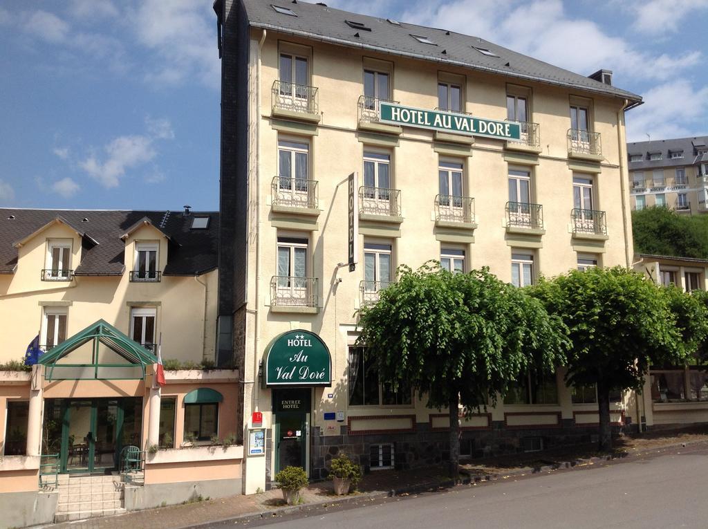 Hotel Au Val Dore La Bourboule Bagian luar foto