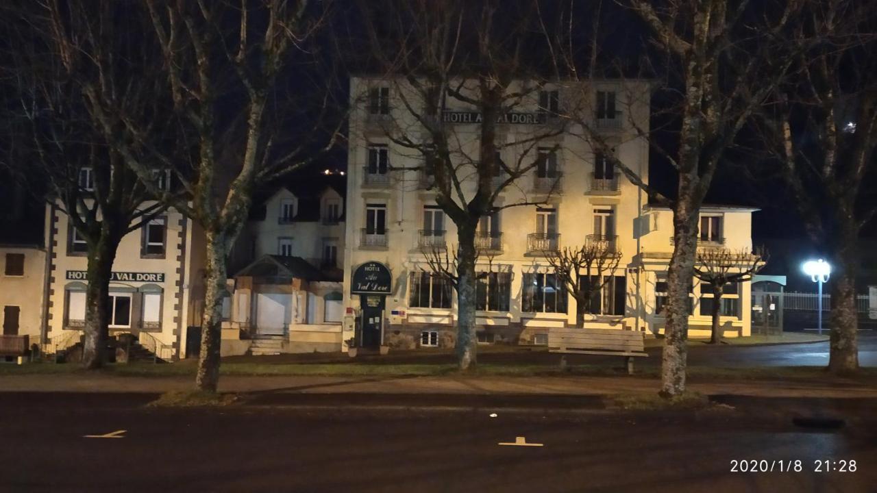 Hotel Au Val Dore La Bourboule Bagian luar foto